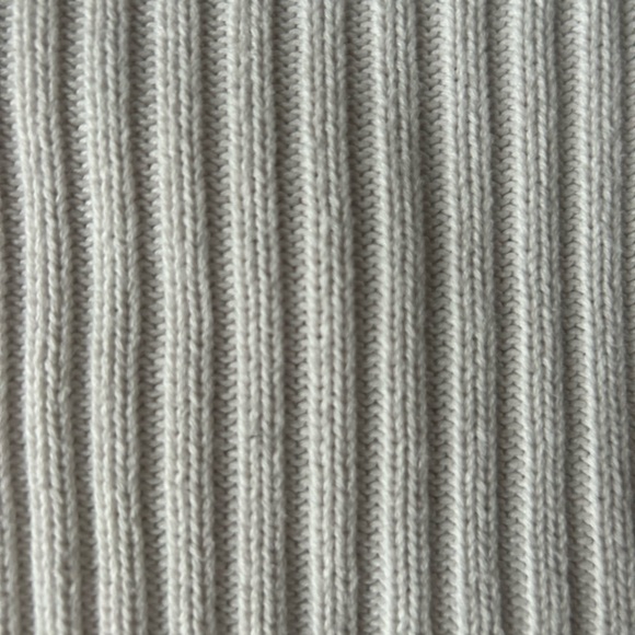 Turtleneck white sweater - Picture 2 of 3